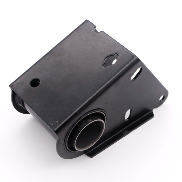 Support extérieur arrière gauche + silent bloc Renault R4 F6