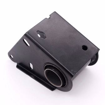 Support extérieur arrière droit + silent bloc Renault R4 F6 2